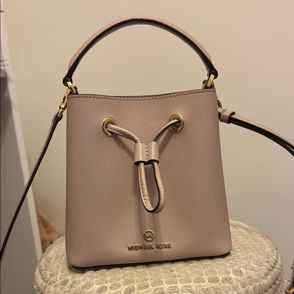 Michael Kors light pink Bucket Bag